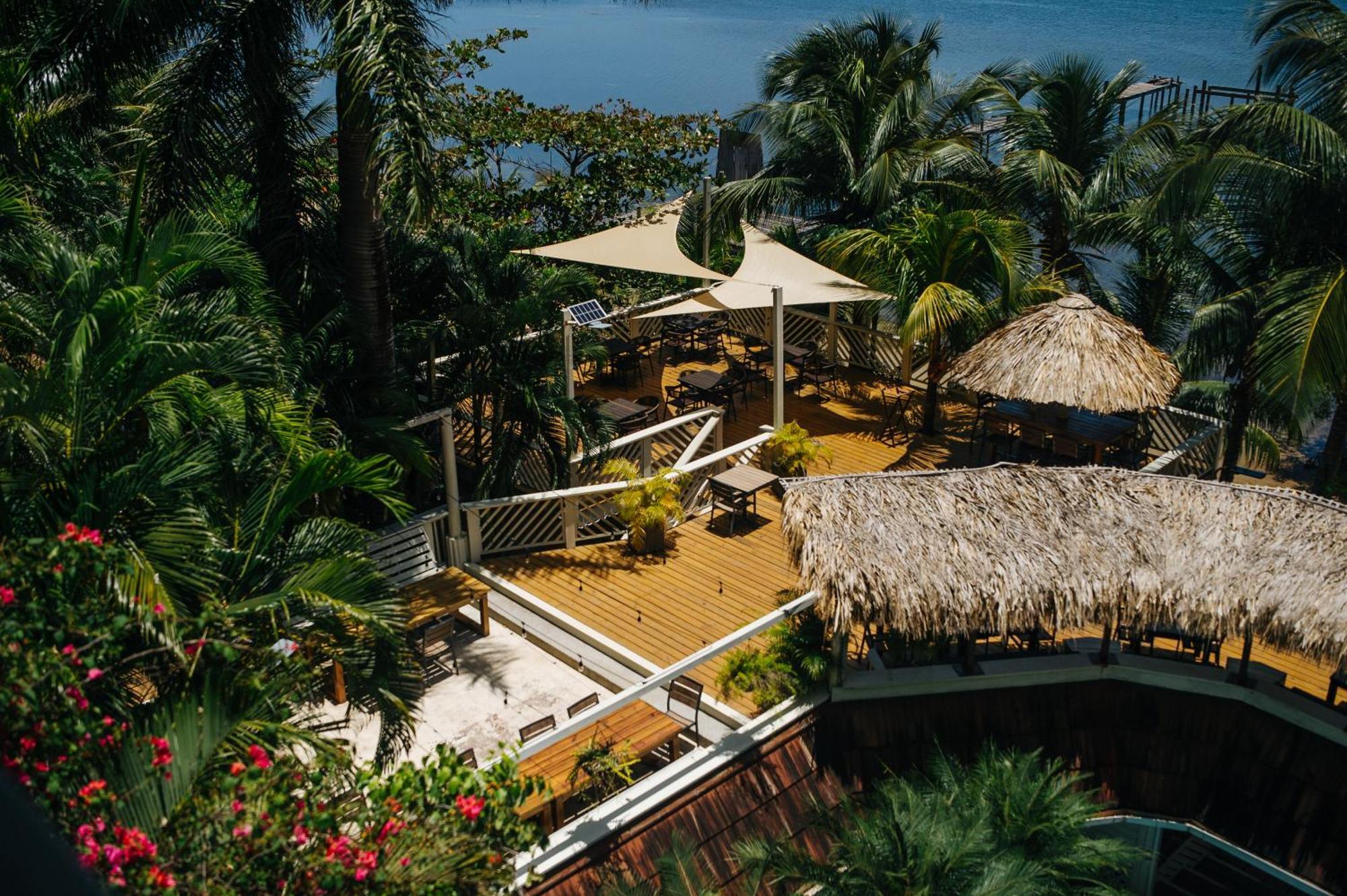 Tranquilseas Eco Lodge & Dive Center Сэнди-Бей Экстерьер фото