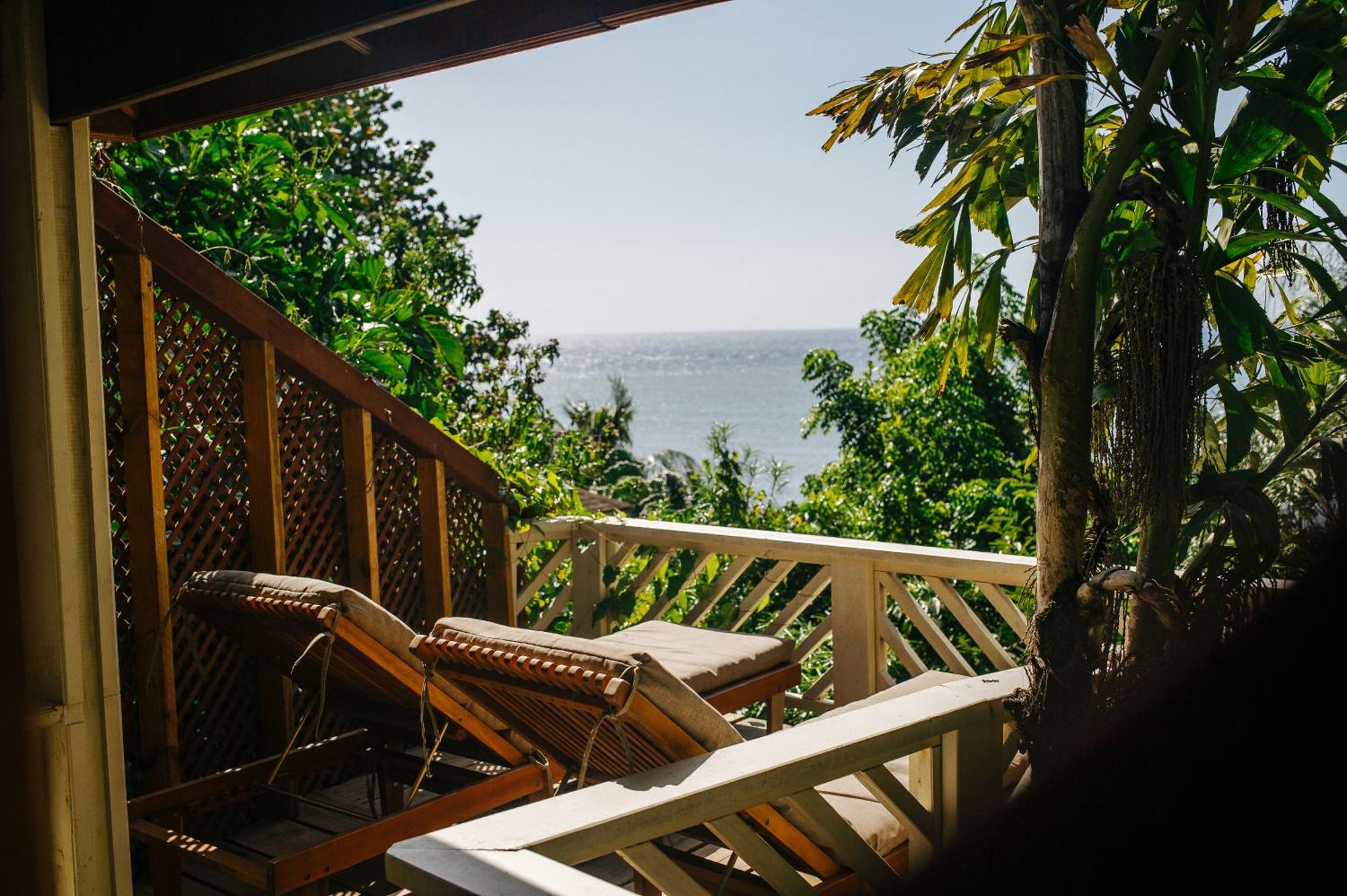 Tranquilseas Eco Lodge & Dive Center Сэнди-Бей Экстерьер фото